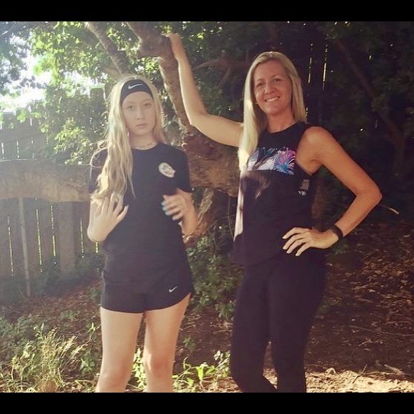 Small town mom & daughter striving as resellers... - Picture 6 of 8